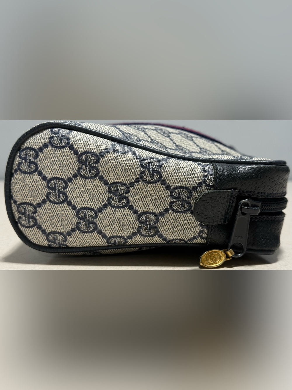 Gucci Vintage GG Supreme Sherry Line Clutch Bag - Picture 4 of 11